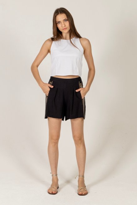 Shorts with knitted details black