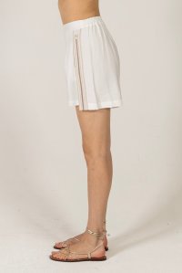 Shorts with knitted details ivory