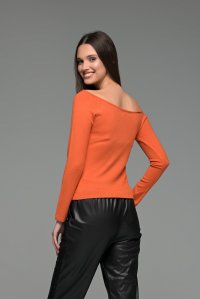Off-shoulder blouse apricot