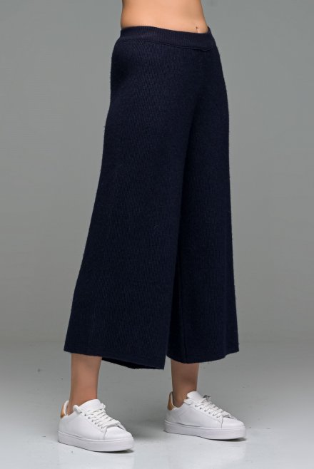 Cashmere blend ribbed cropped wide leg pants
