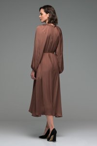 Μίντι φόρεμα πλισέ με πλεκτή χειροποίητη ζώνη brown