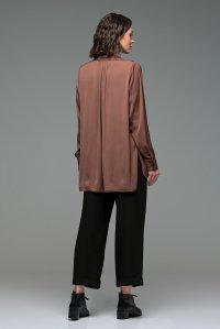 Pleated shirt brown